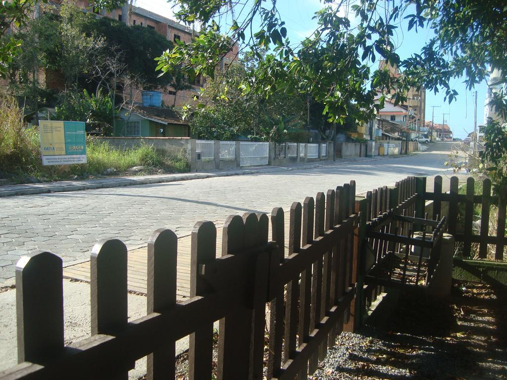 Chalés no centro de Bombinhas Villa Kültér fotó